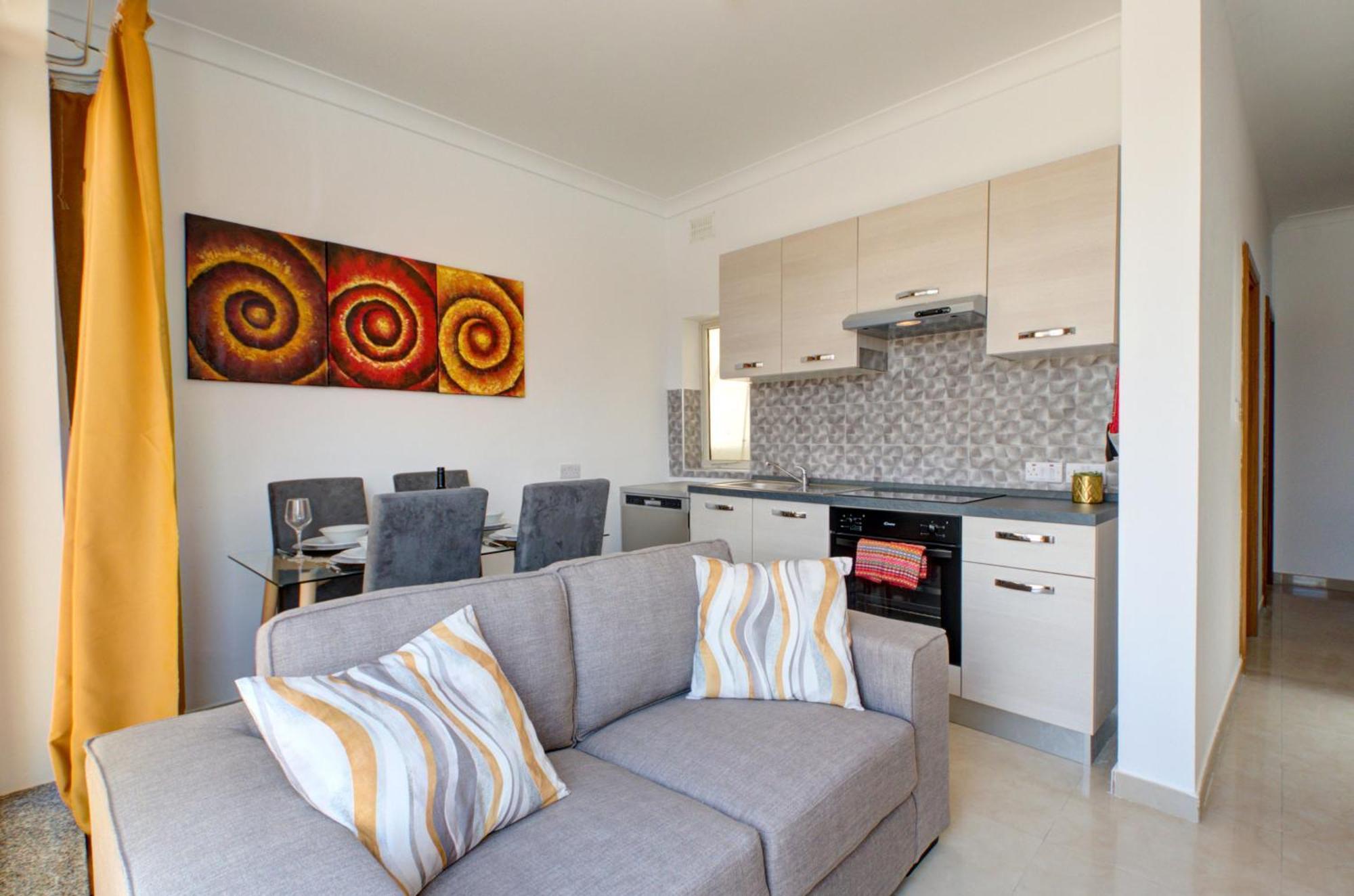 Exquisite Penthouse With Jacuzzi 2 Bedroom Appartement