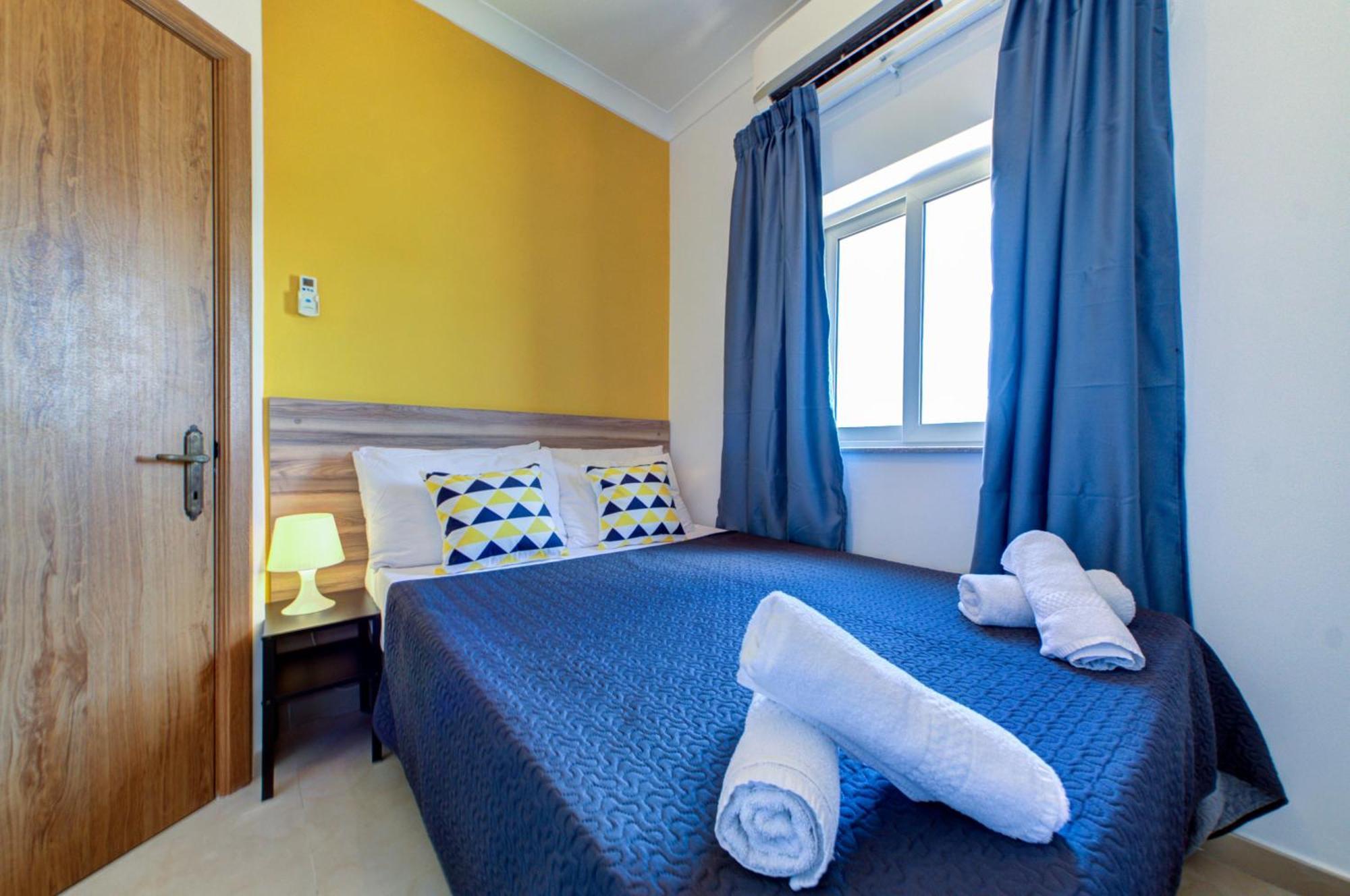 Appartement Exquisite Penthouse With Jacuzzi 2 Bedroom *
